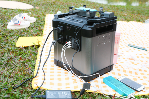 實力派大功率,紐曼220V戶外移動電源成戶外出行必備電源
